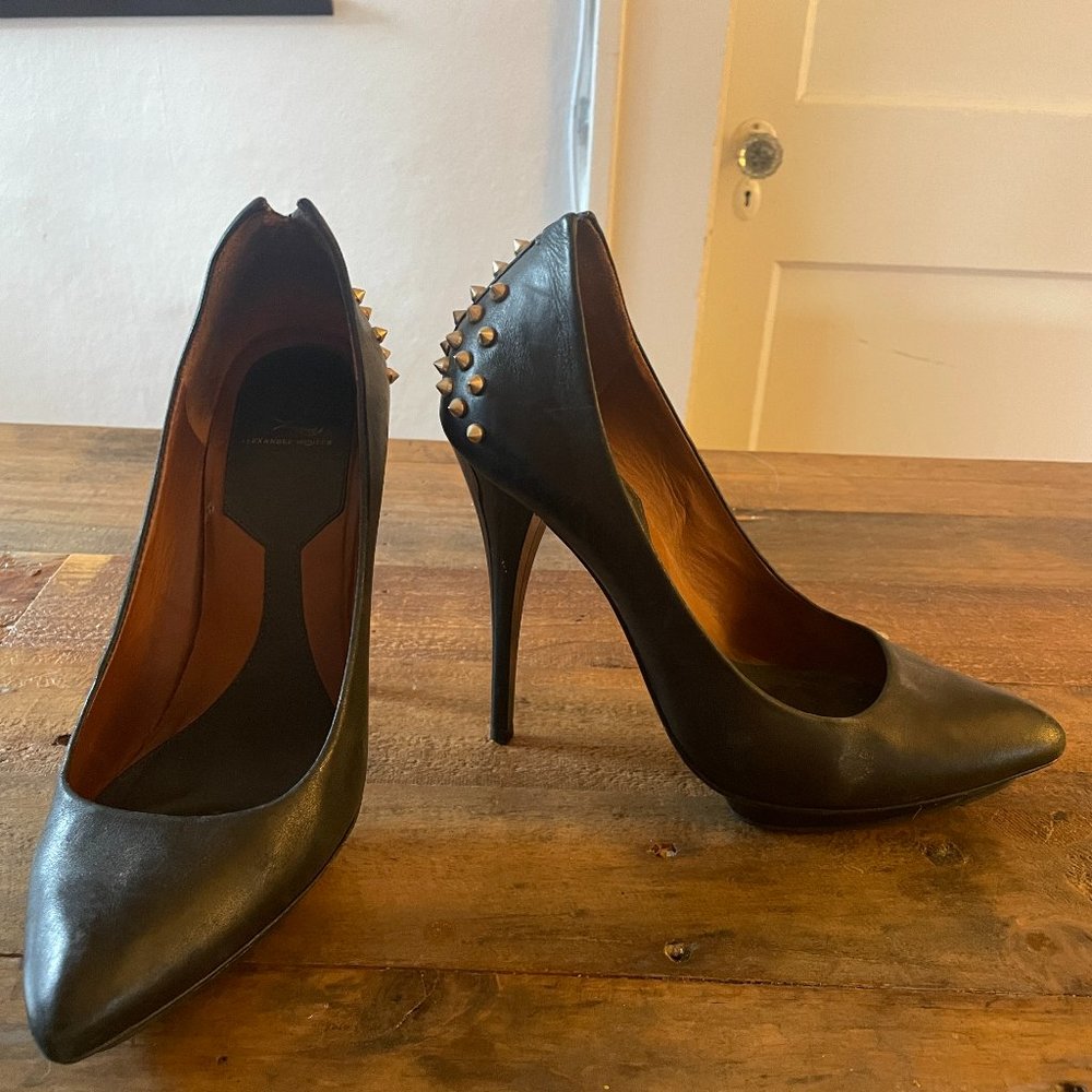 Alexander McQeen Black Leather heels with studs